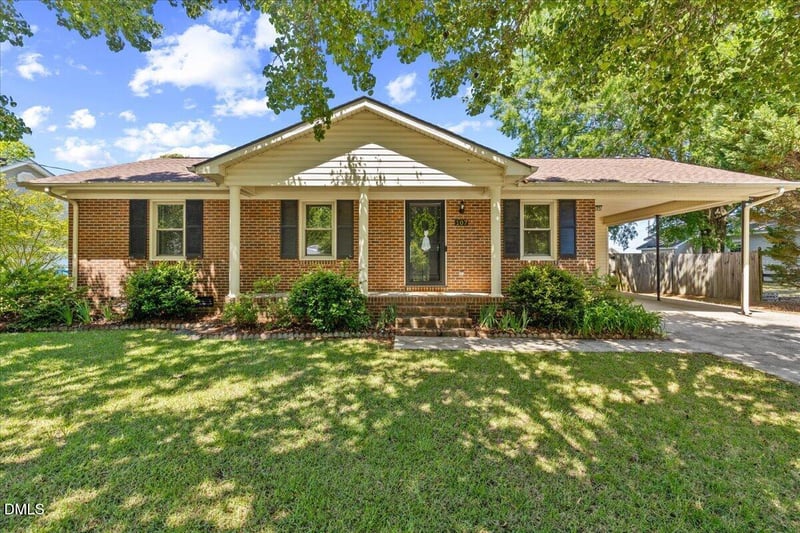 107 Gum St, Dunn, NC 28334