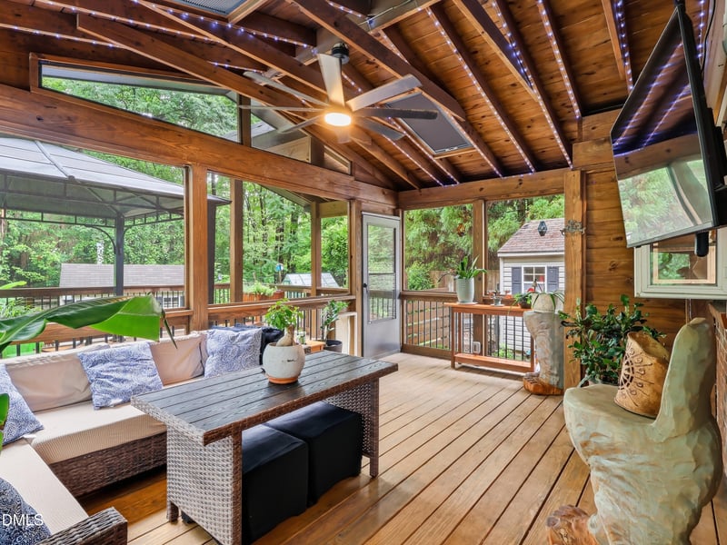 107 Mccloud Ct, Cary, NC 27511