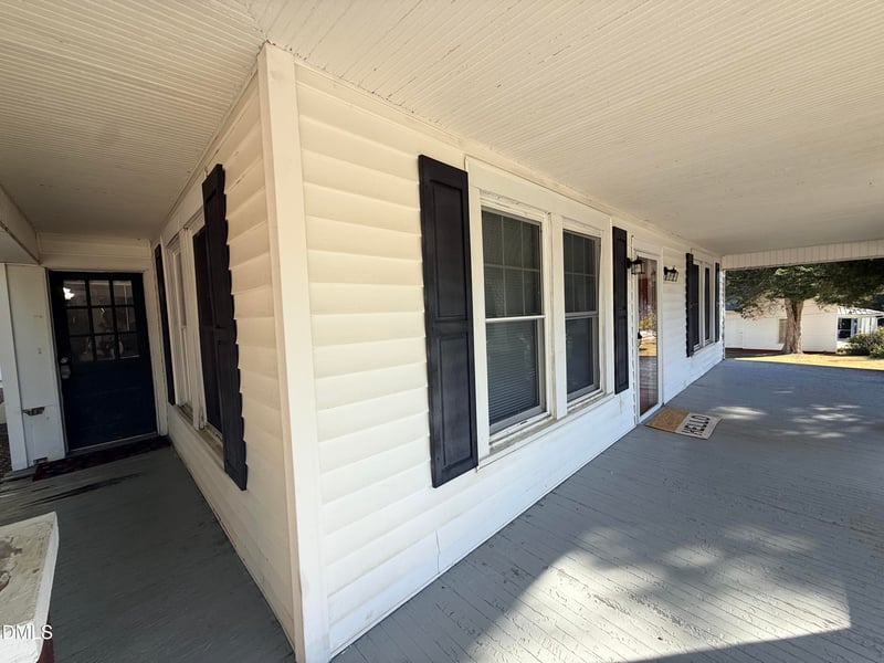 107 N Morgan St, Roxboro, NC 27573