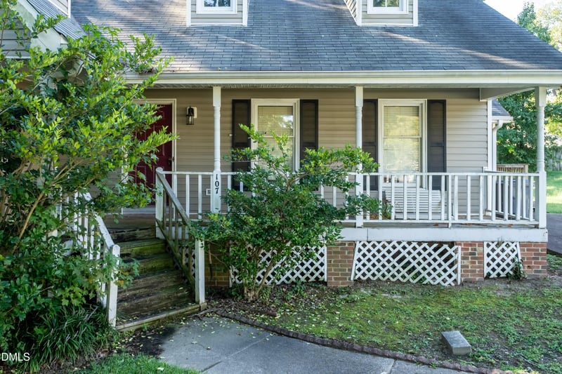 107 Oxford Cir, Knightdale, NC 27545