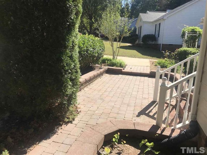 107 Skipwyth Cir, Cary, NC 27513