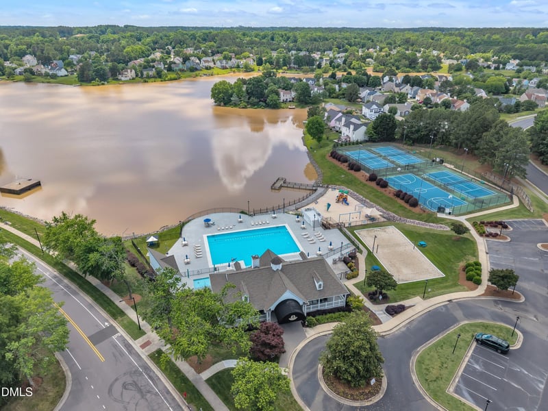 107 Stoney Dr, Durham, NC 27703