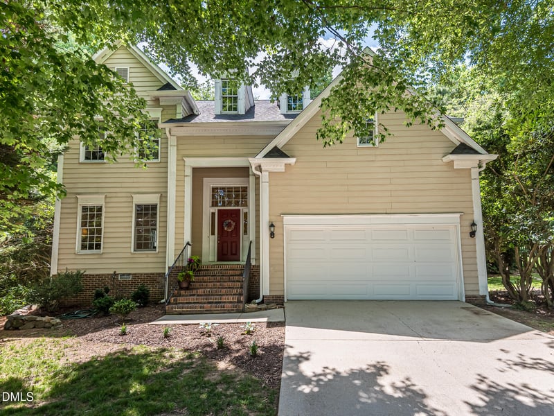 107 Walmsley Ct, Cary, NC 27519