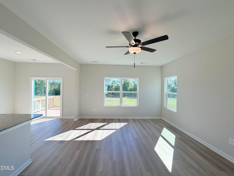 10707 Farmall Dr, Middlesex, NC 27557