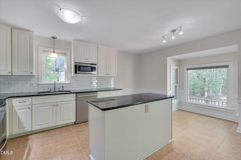 10709 Lowery Dr, Raleigh, NC 27615