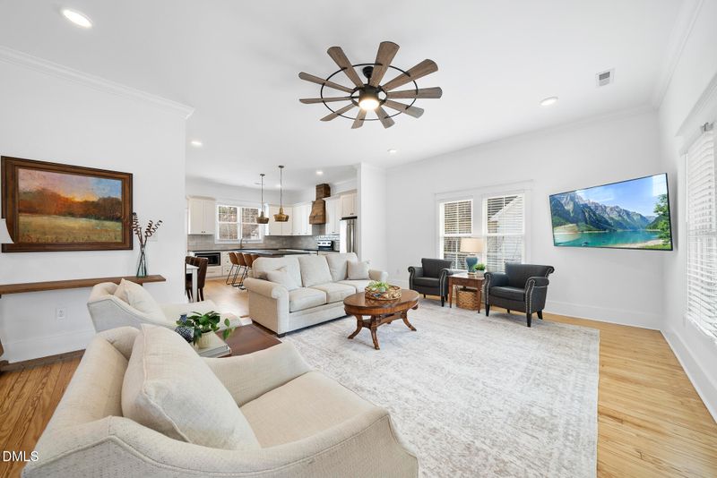 108 W Chestnut Ave, Wake Forest, NC 27587