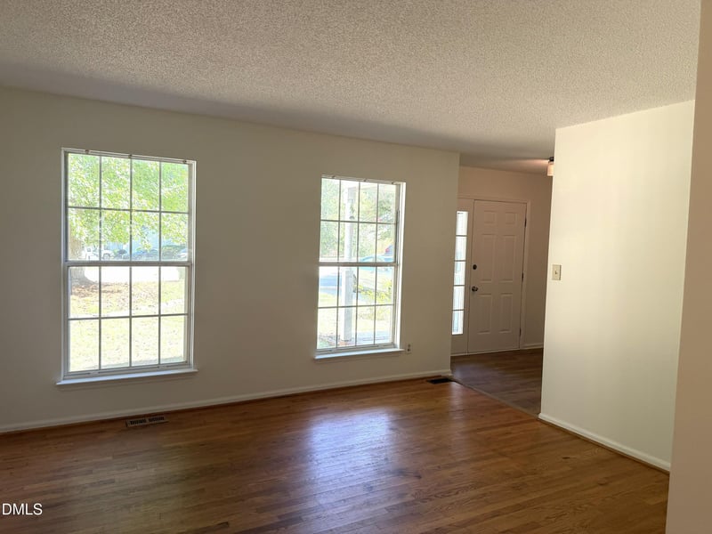 108 Cricket Hill Ln, Cary, NC 27513