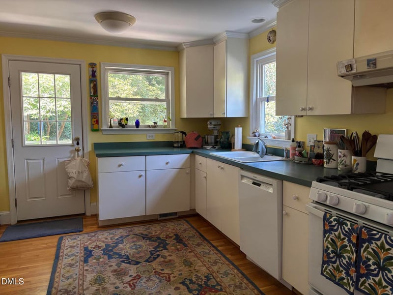 108 Jones St, Chapel Hill, NC 27514