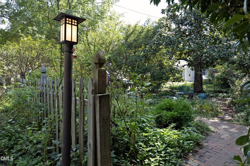 108 Jones St, Chapel Hill, NC 27514