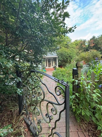 108 Jones St, Chapel Hill, NC 27514