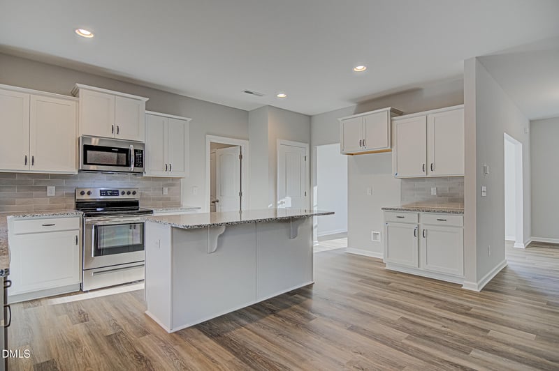 108 Starlet Rdg Way, Clayton, NC 27520