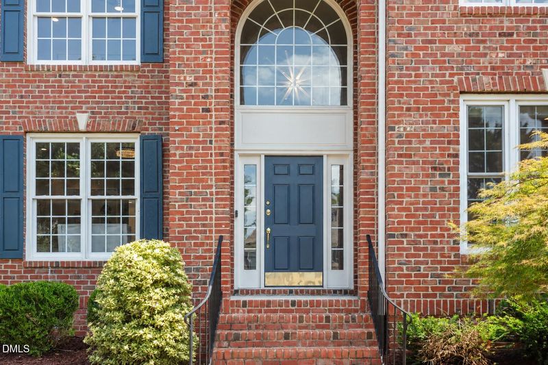 10840 Round Brook Cir, Raleigh, NC 27617