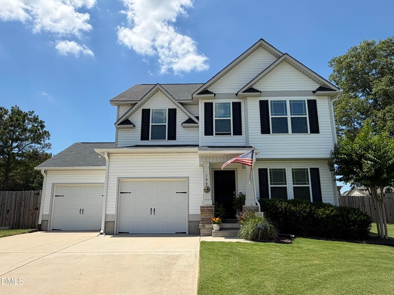 109 Larksdale Cv, Benson, NC 27504
