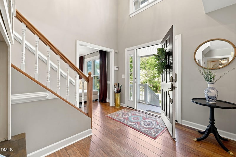 109 W Laurenbrook Ct, Cary, NC 27518