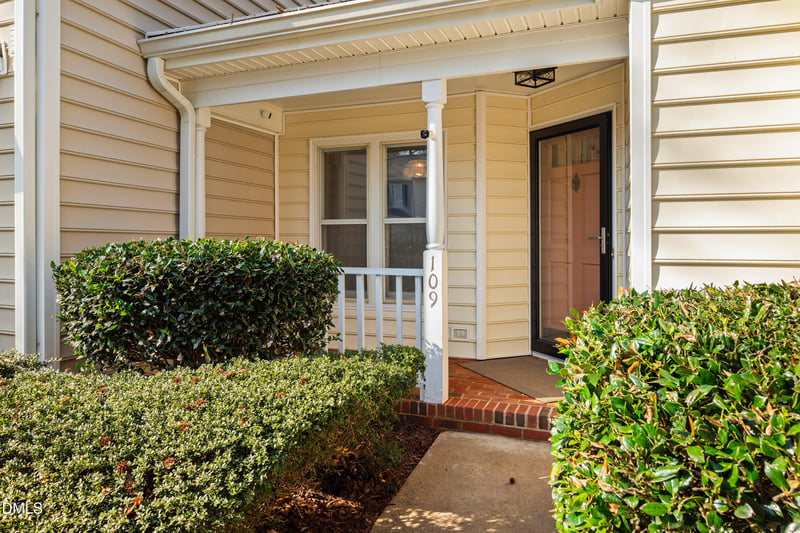 109 Linville River Rd, Cary, NC 27511