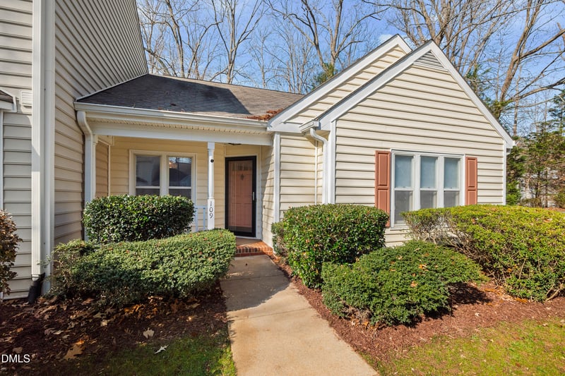 109 Linville River Rd, Cary, NC 27511