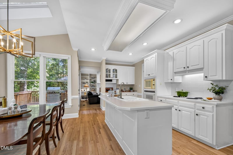 109 Morninghills Ct, Cary, NC 27518