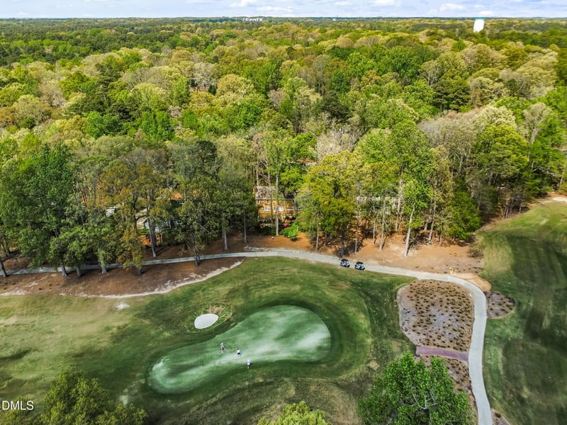 109 Queensferry Rd, Cary, NC 27511