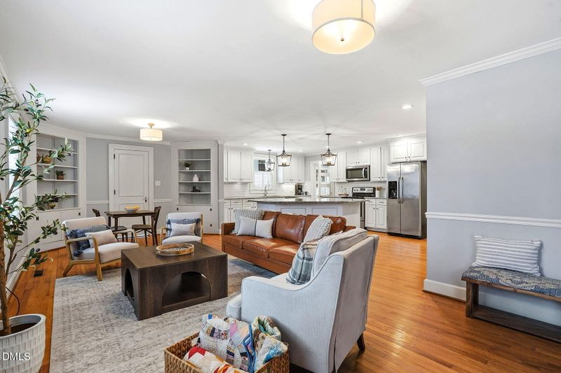 109 W Riverside Dr, Smithfield, NC 27577