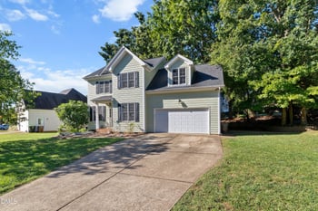 109 Saranac Ridge Dr, Holly Springs, NC 27540