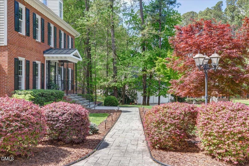 10900 Ervin Ct, Raleigh, NC 27614