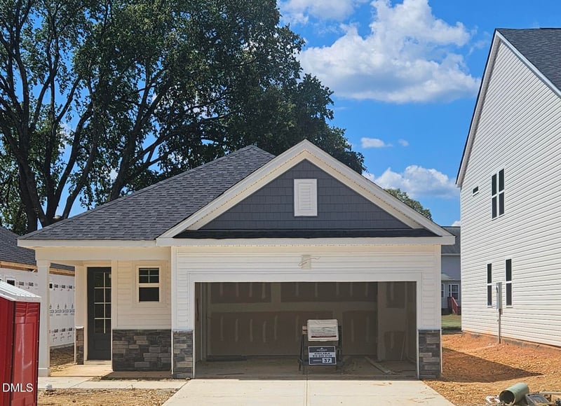 110 Baldwin St, Lillington, NC 27546