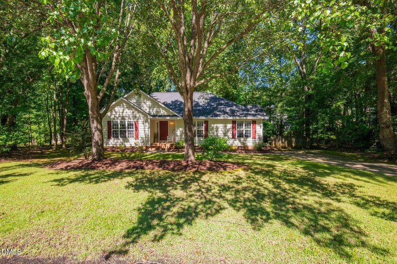 110 Brampton Cir, Clayton, NC 27527