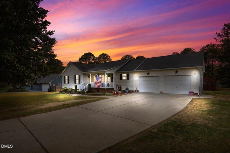 110 Christian St, Clayton, NC 27527
