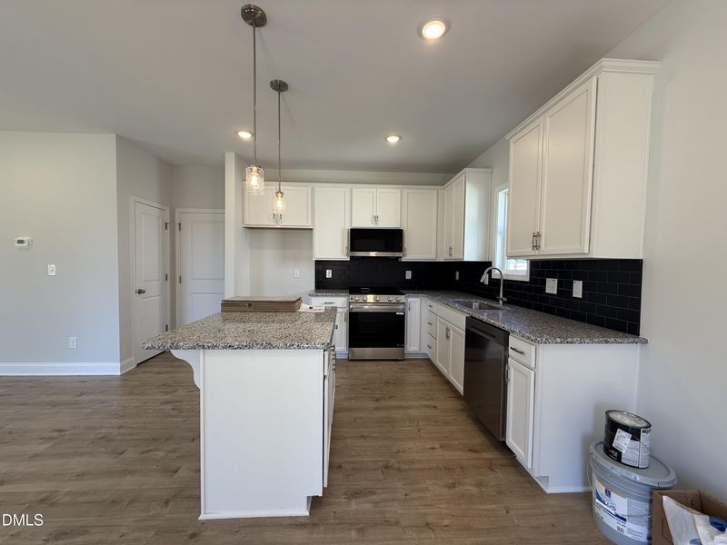 110 Cinnabar St, Clayton, NC 27527
