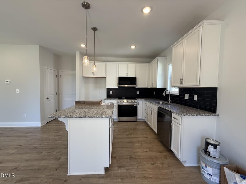 110 Cinnabar St, Clayton, NC 27527