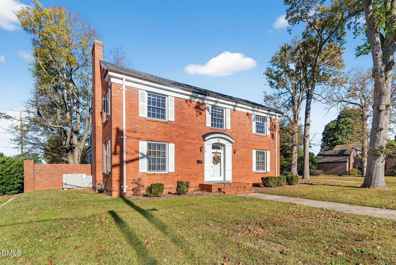 110 S Layton Ave, Dunn, NC 28334