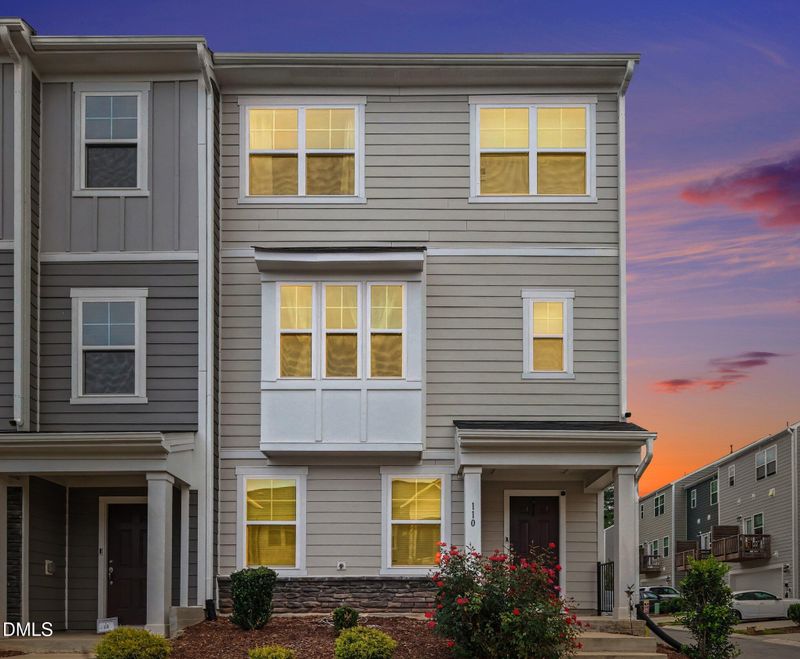 110 Maple Grv Ln, Durham, NC 27703