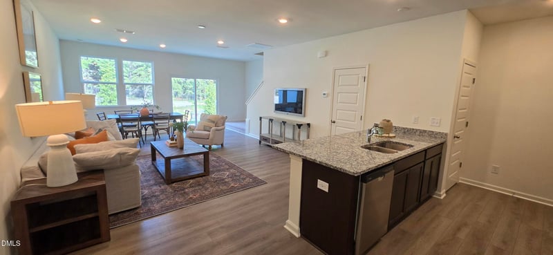 110 Parker Ln, Mebane, NC 27302