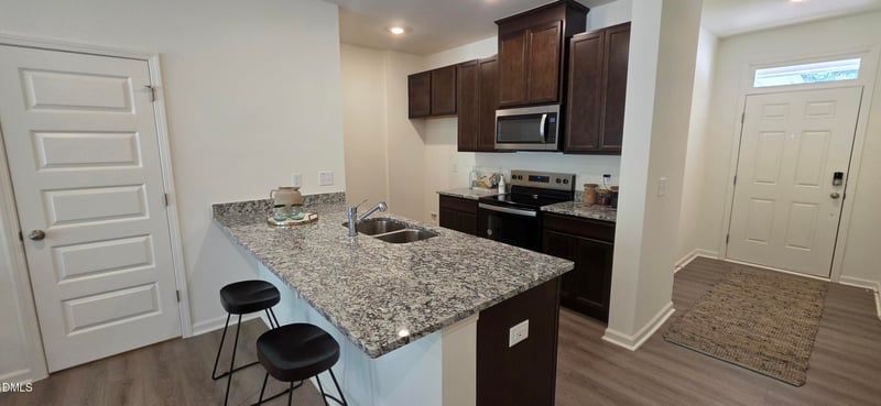 110 Parker Ln, Mebane, NC 27302