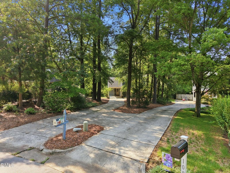 110 Stockett Ct, Garner, NC 27529