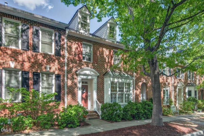 110 Westgreen Dr, Chapel Hill, NC 27516