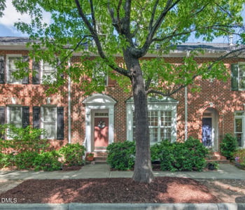 110 Westgreen Dr, Chapel Hill, NC 27516