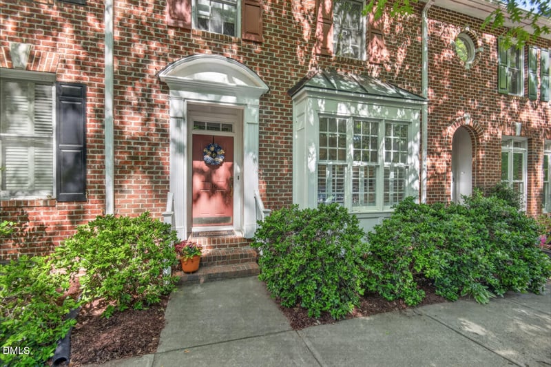 110 Westgreen Dr, Chapel Hill, NC 27516