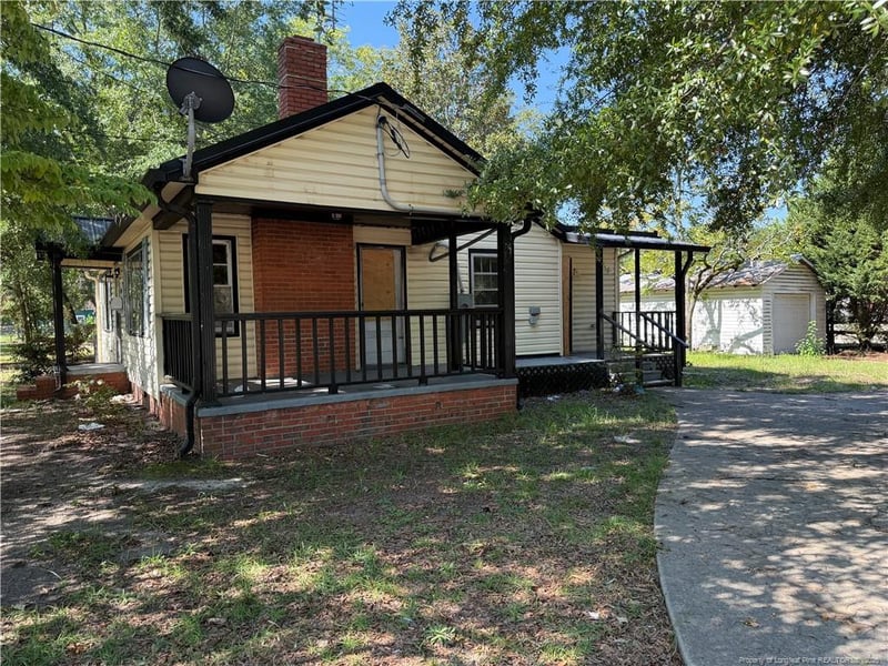 1100 Southern Ave, Fayetteville, NC 28306