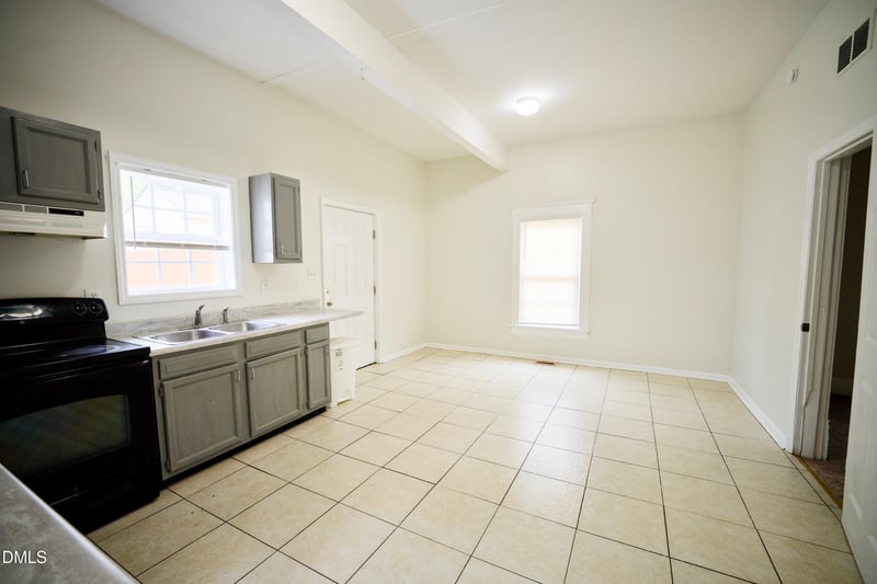 1101 Eva St, Durham, NC 27703