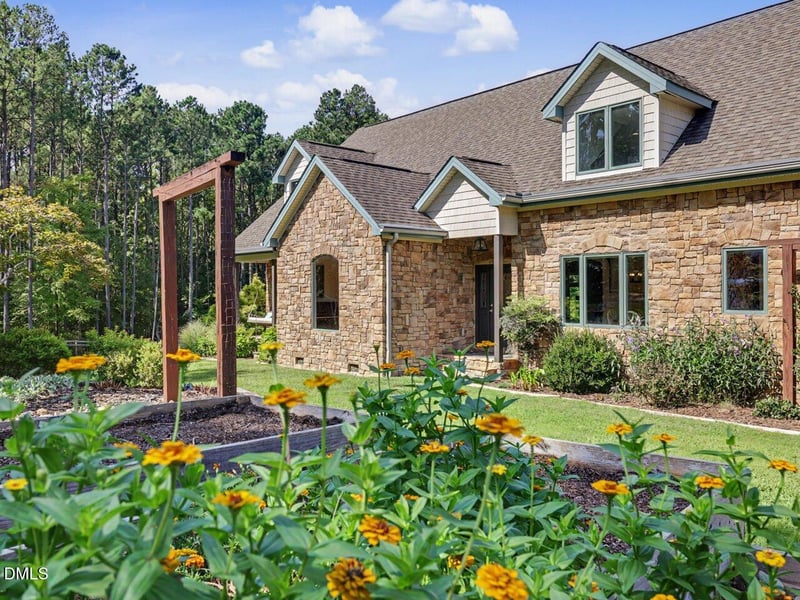 1101 New Hope Church Rd, Apex, NC 27523