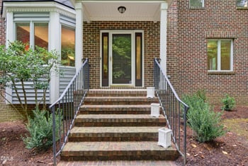 1105 Erins Way Ln, Raleigh, NC 27614