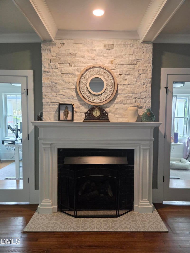 1105 Mordecai Dr, Raleigh, NC 27604