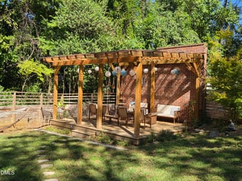 1105 Mordecai Dr, Raleigh, NC 27604
