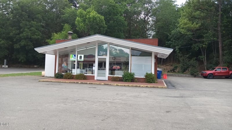 1108 University Dr, Durham, NC 27707