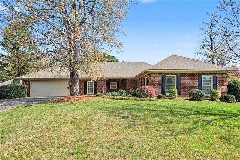 1109 Radcliff Dr, Sanford, NC 27330
