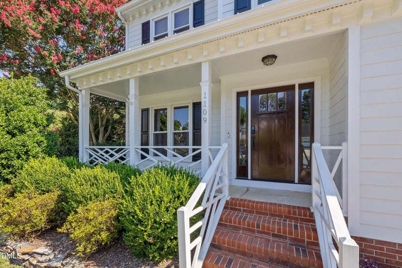 1109 Sanbour Dr, Apex, NC 27502