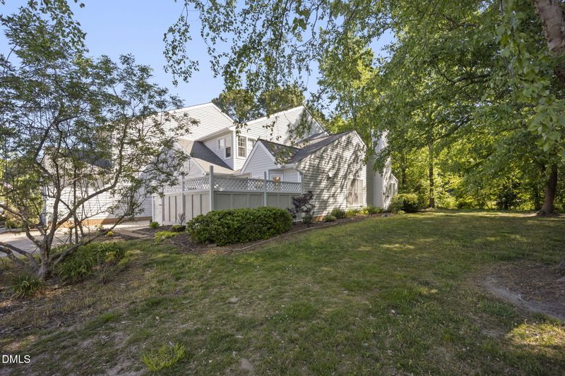111 Breakers Pl, Cary, NC 27511