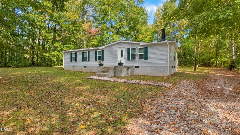 111 Colonial Estate Rd, Roxboro, NC 27574