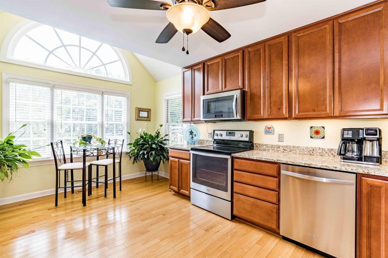 111 Loch Bend Ln, Cary, NC 27518